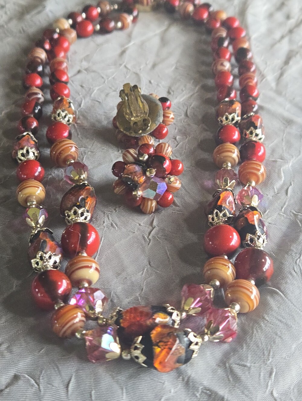 Warm Red & Brown Beaded Necklace with Gold-Tone Accents